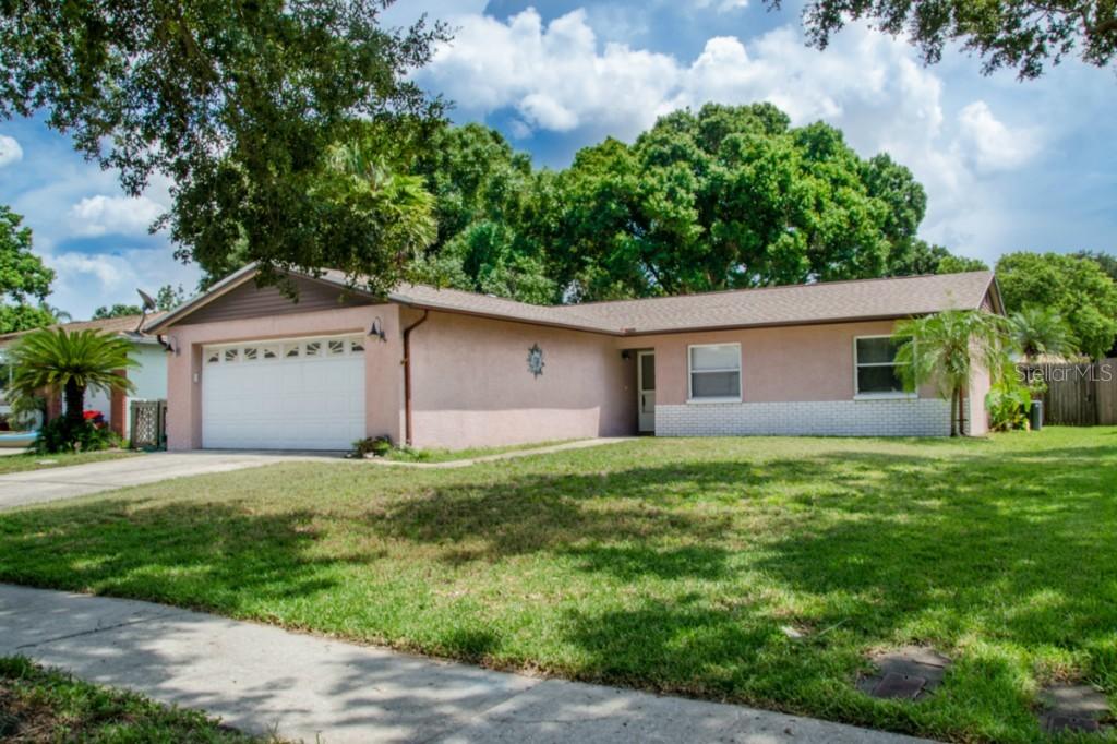 6400 Cedarbrook Dr., Pinellas Park, FL 33782