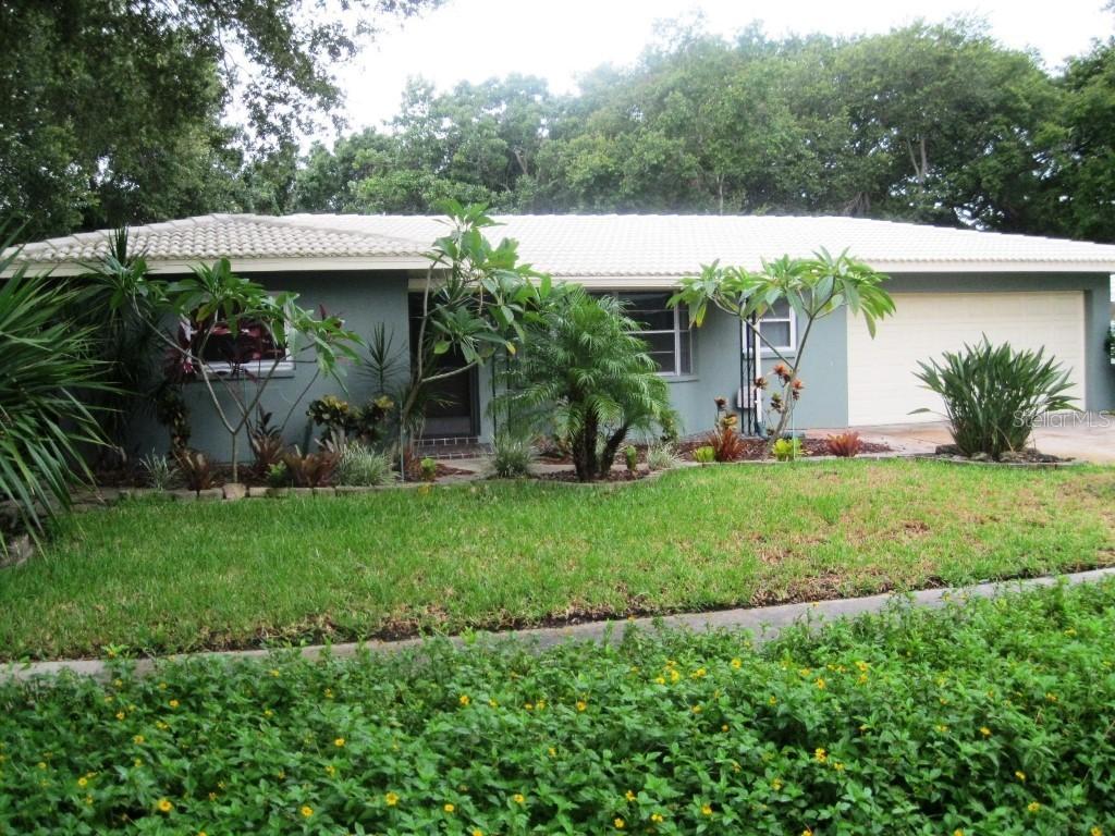 2548 11th Ave., Largo, FL 33770
