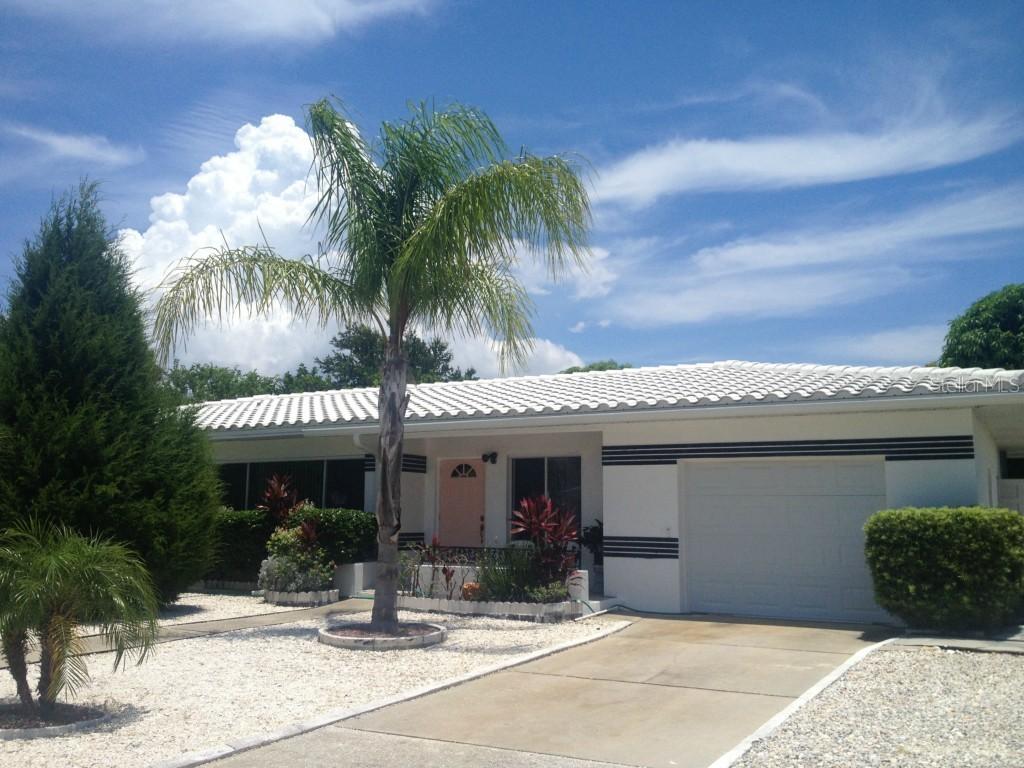 520 39th Ave., St Pete Beach, FL 33706