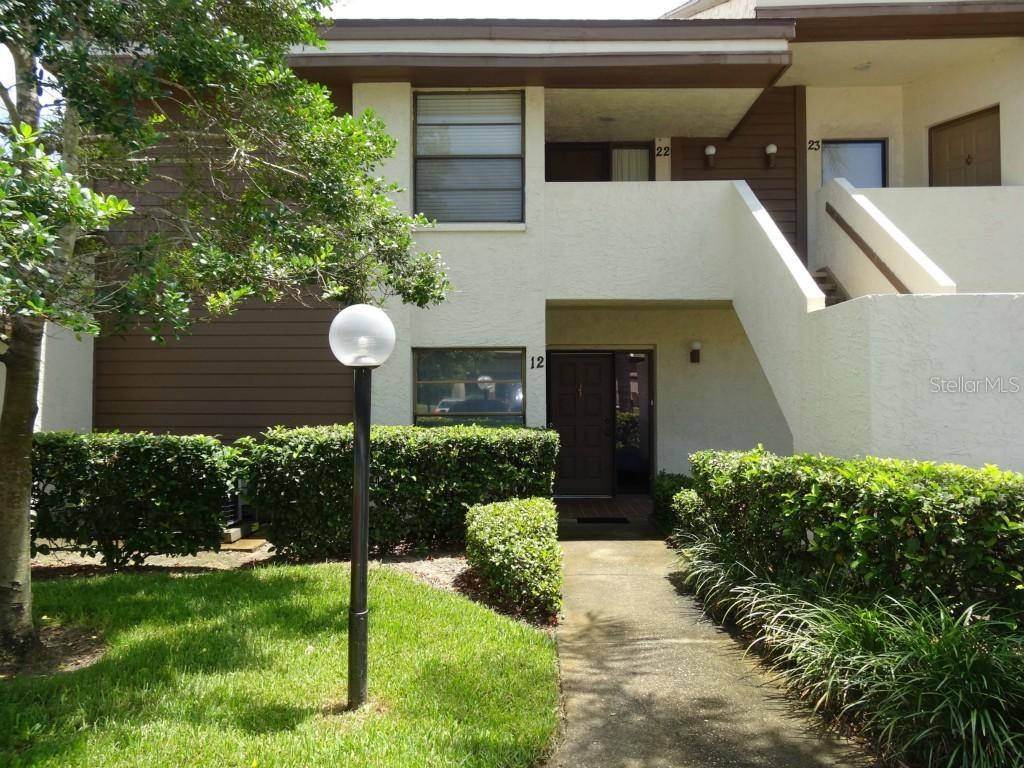 3536 Countrybrook Ln. #12, Palm Harbor, FL 34684