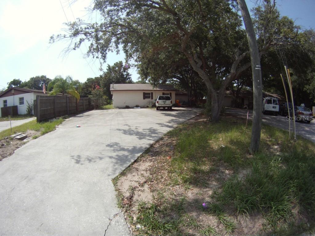 177 Margie St., Palm Harbor, FL 34683