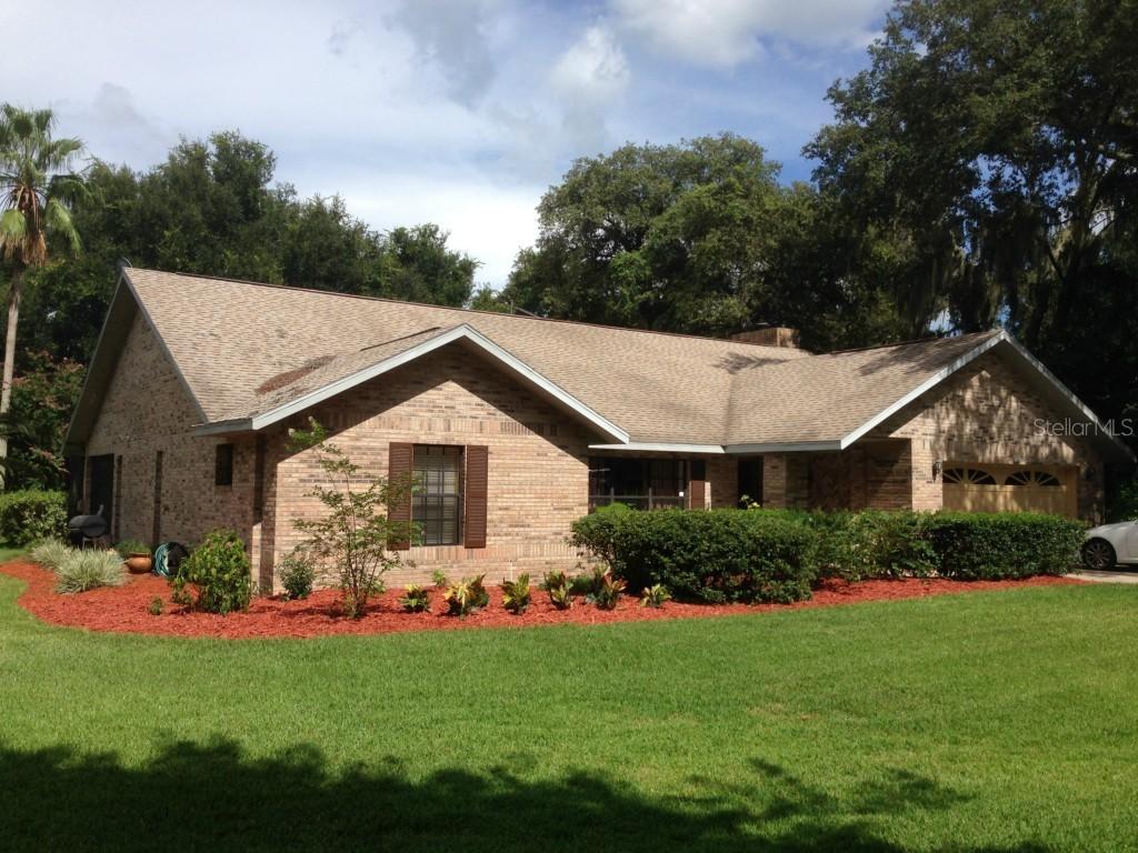 2711 Saint Cloud Oaks Dr., Valrico, FL 33594