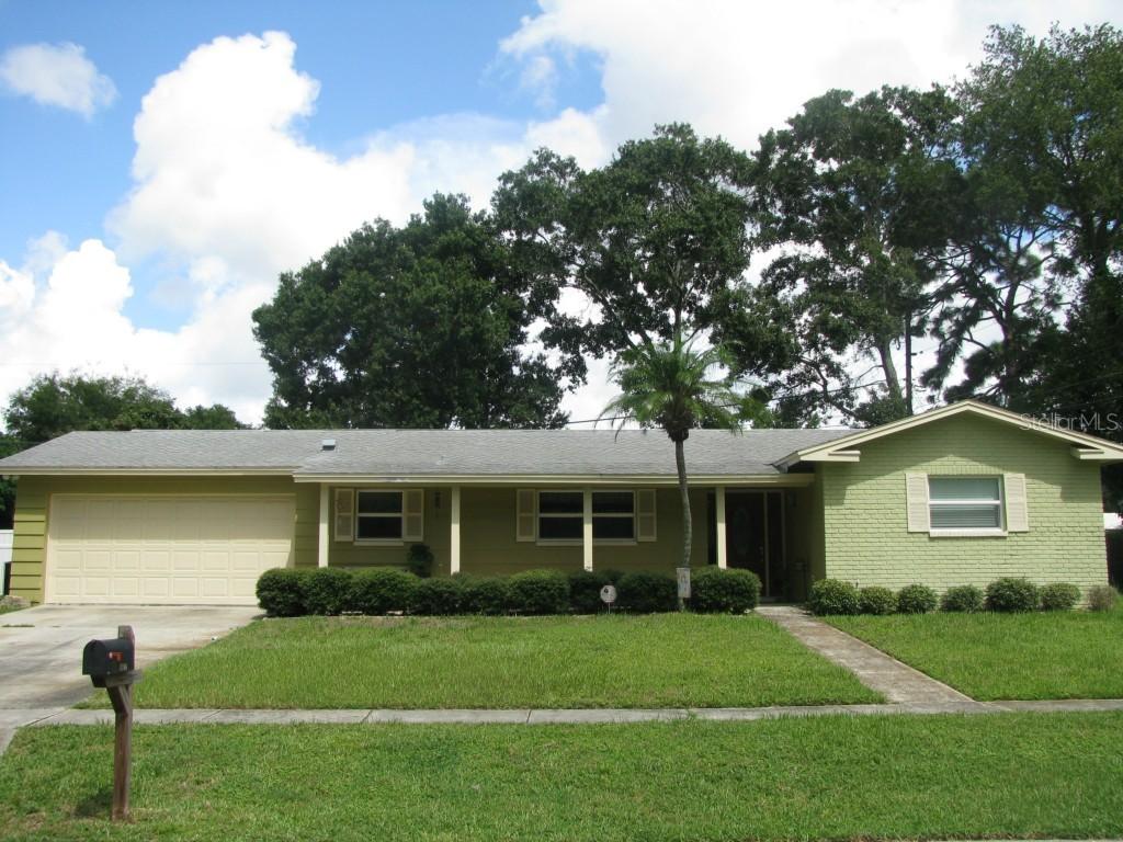 1306 Ranchwood Dr., Clearwater, FL 33764