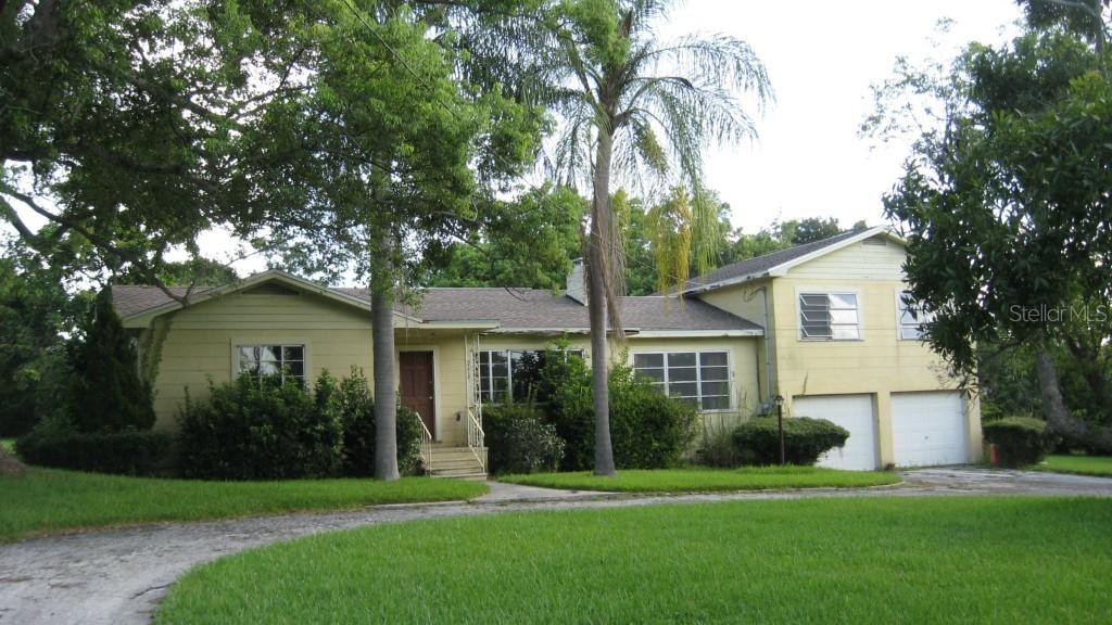 2825 8th Ave., Largo, FL 33770