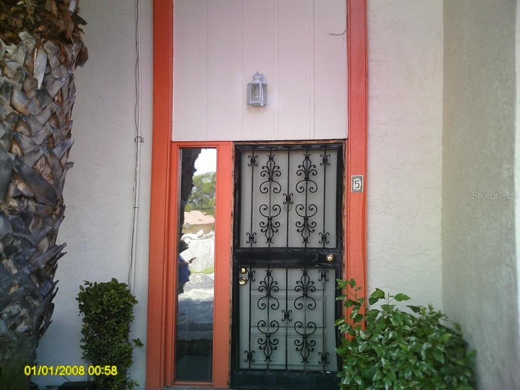 5822 16th Ln. #5, St Petersburg, FL 33712