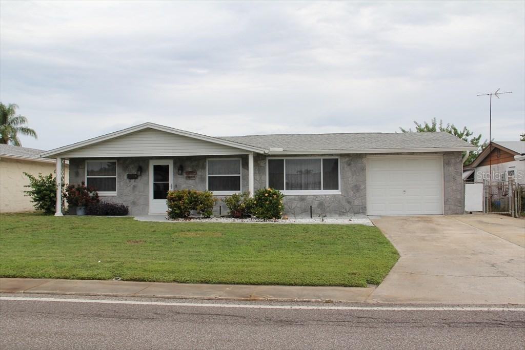 3609 Darlington Rd., Holiday, FL 34691