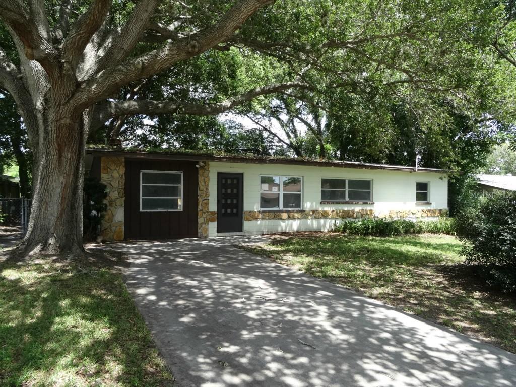 11315 114th Ter., Seminole, FL 33778