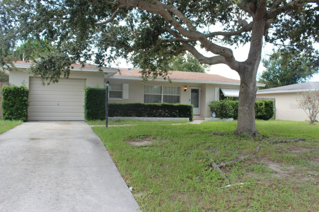 8937 109th Ln., Seminole, FL 33772