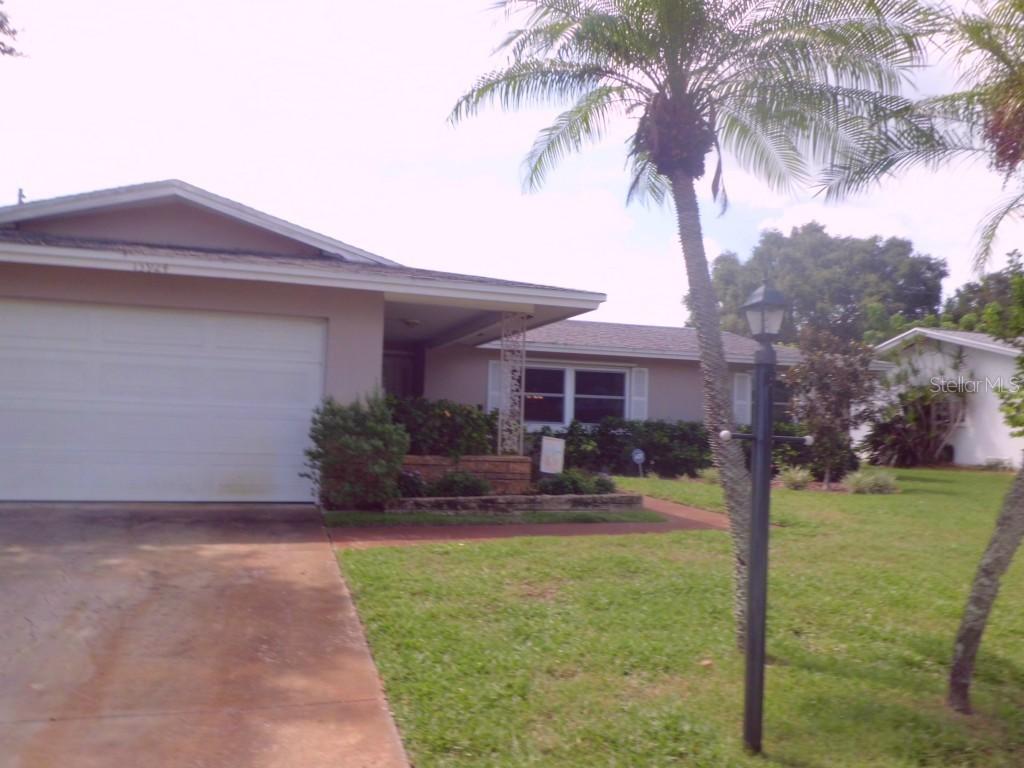 13924 Brewster Dr., Largo, FL 33774