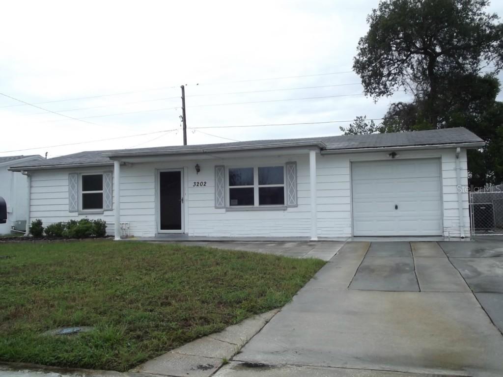 3202 Beacon Square Dr., Holiday, FL 34691