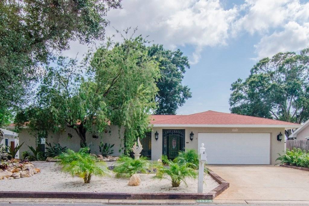 11174 90th Ter., Seminole, FL 33772