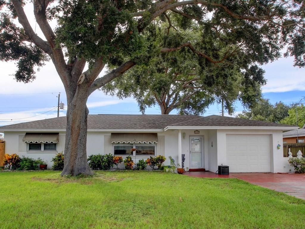 8958 110 St., Seminole, FL 33772