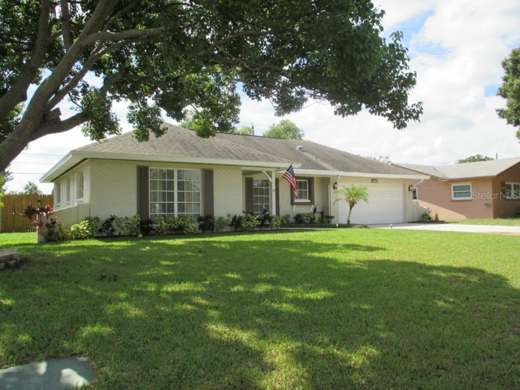 11068 91st Ter., Seminole, FL 33772