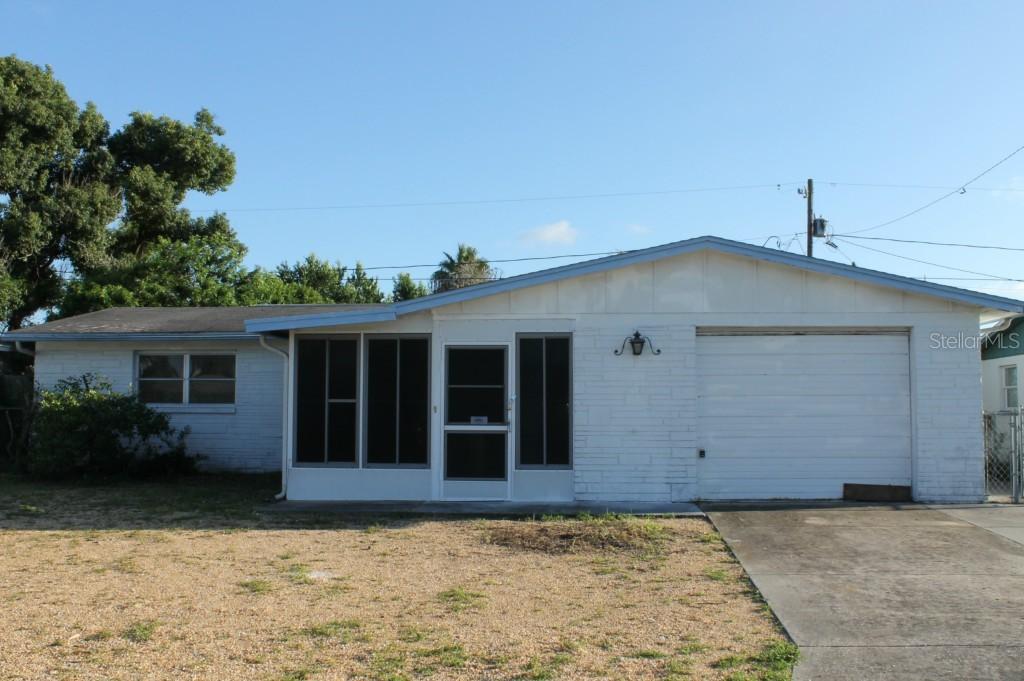 3910 Cedarwood Dr., Holiday, FL 34691