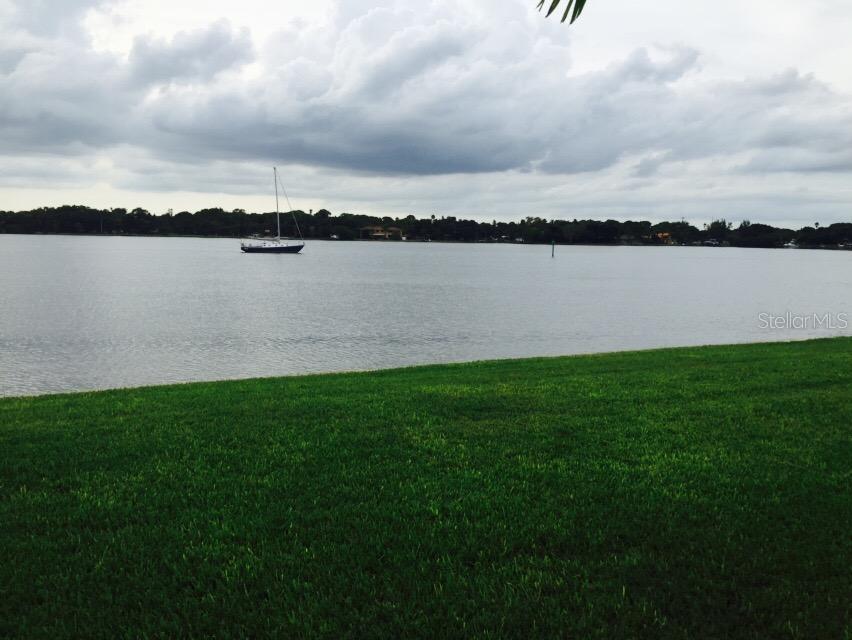 5117 Salmon Dr. #B, St Petersburg, FL 33705