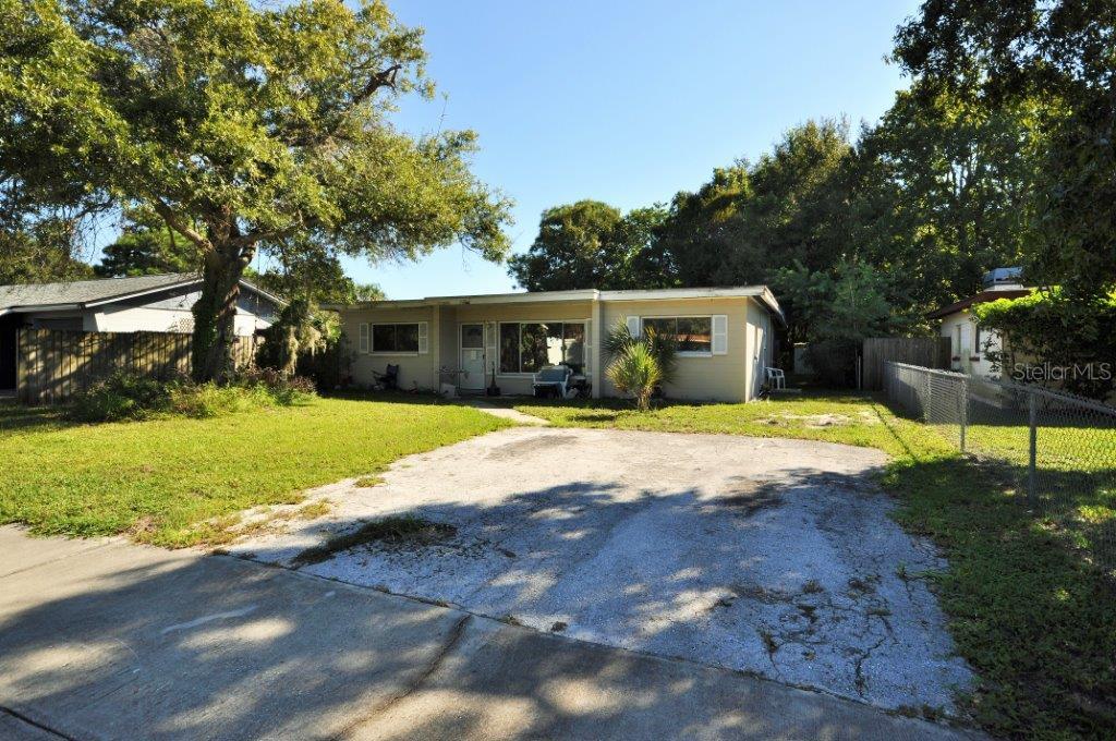 9179 93rd St., Seminole, FL 33777