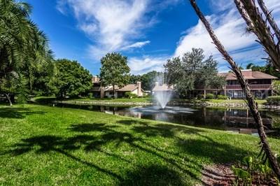 1939 Whitney Way, Clearwater, FL 33760