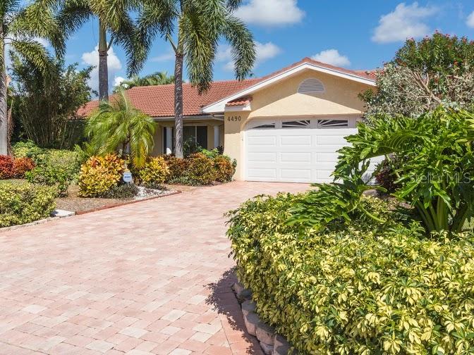 4490 38th Way, St Petersburg, FL 33711