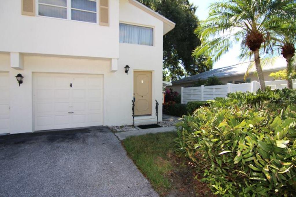 3210 39th St. #F, St Petersburg, FL 33711