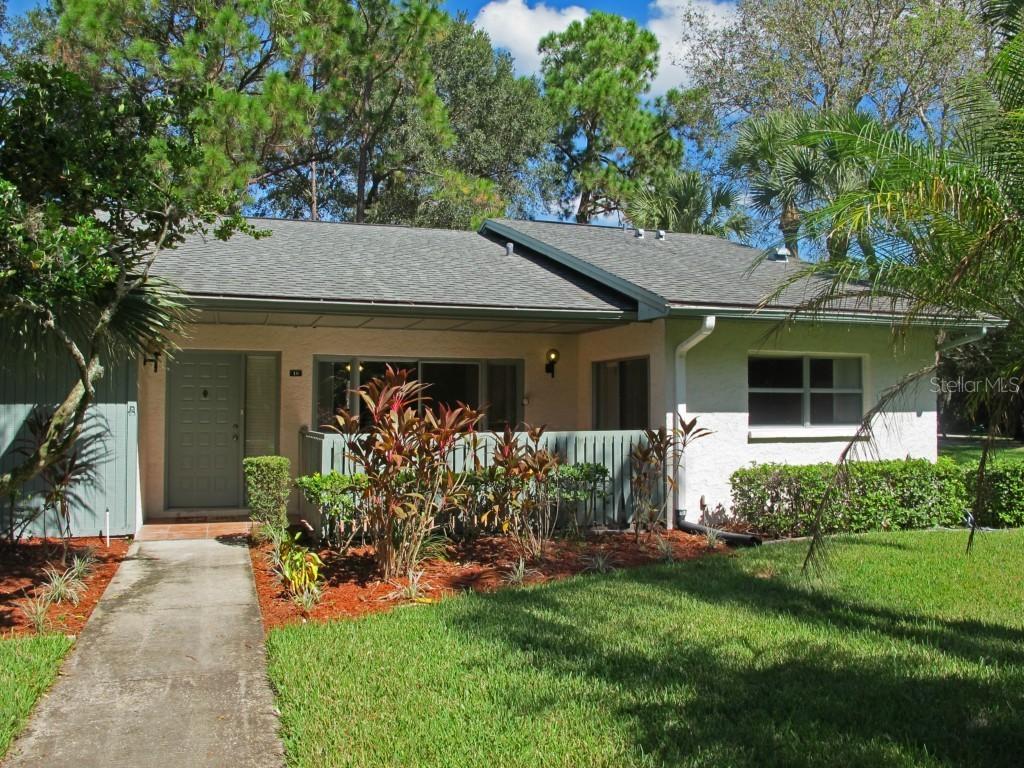 10 Aster Pl. #5, Oldsmar, FL 34677