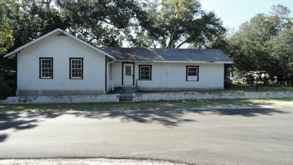 1211 Sunset Point Rd., Clearwater, FL 33755