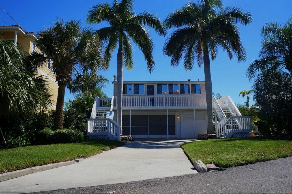 1681 Seabreeze Dr., Tarpon Springs, FL 34689