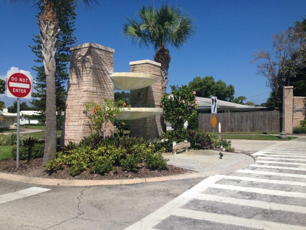 10215 Regal Dr. #22, Largo, FL 33774