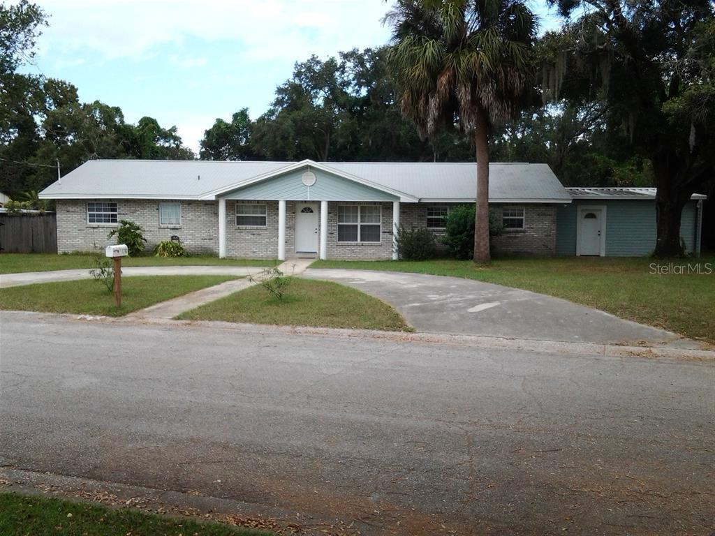 1702 Woodbine Dr., Brandon, FL 33510