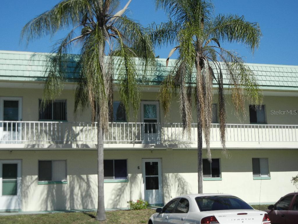 2005 Greenbriar Blvd. #15, Clearwater, FL 33763