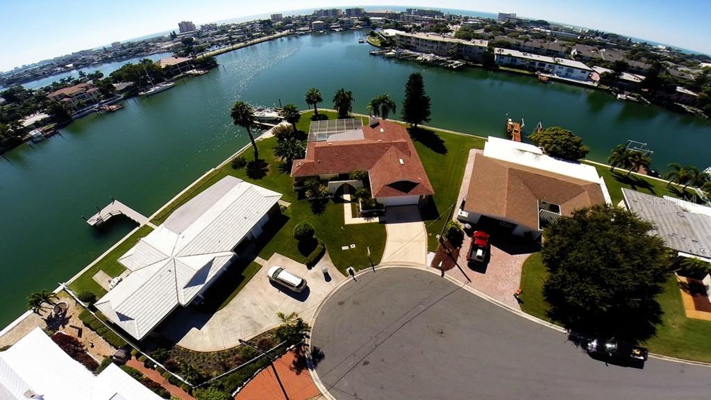 11620 4th St., Treasure Island, FL 33706