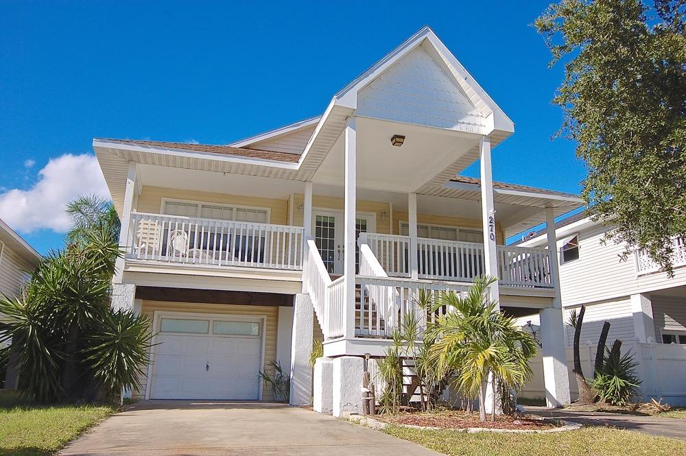 270 125th Ave., Treasure Island, FL 33706