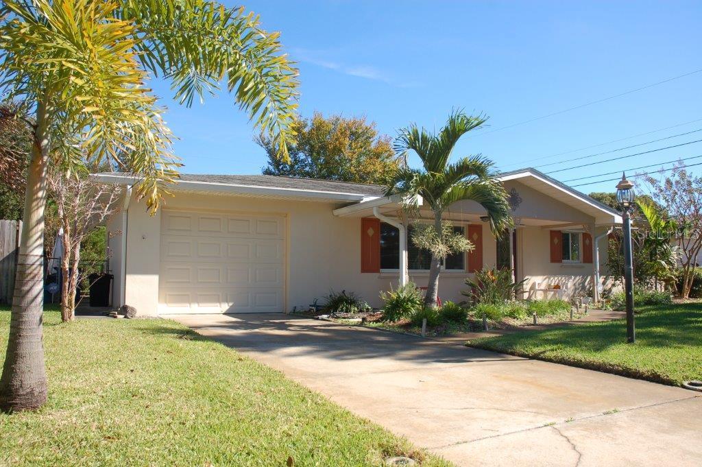 8919 109th Ln., Seminole, FL 33772