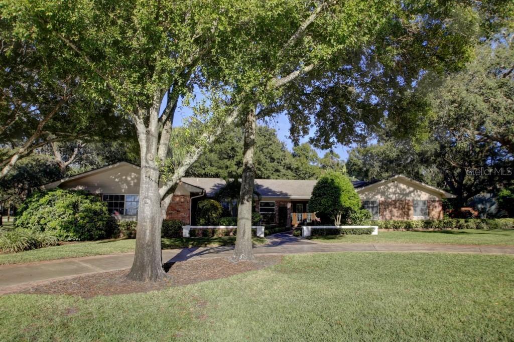 11 Birdie Ln., Palm Harbor, FL 34683