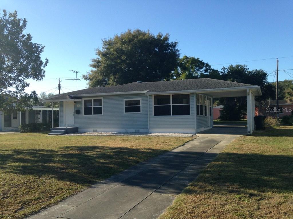 1300 Essex Dr., St Petersburg, FL 33710