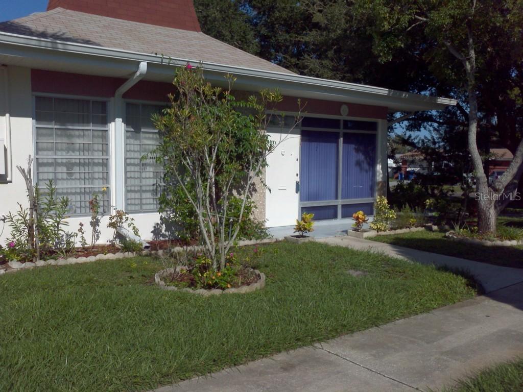 4375 Tahitian Gardens Cir. #E, Holiday, FL 34691