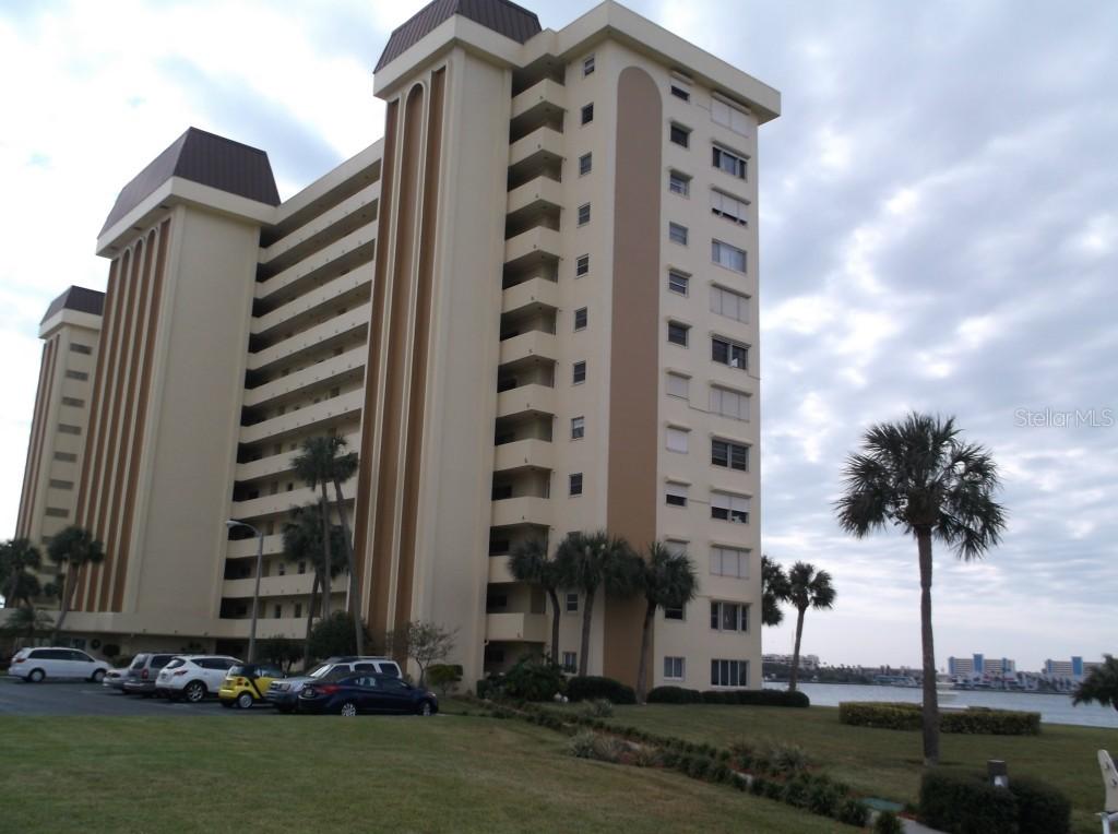 4525 Cove Cir. #304, St Petersburg, FL 33708