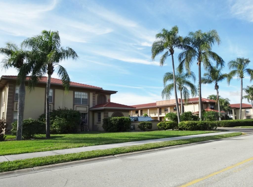 10190 Imperial Point Dr. #23, Largo, FL 33774