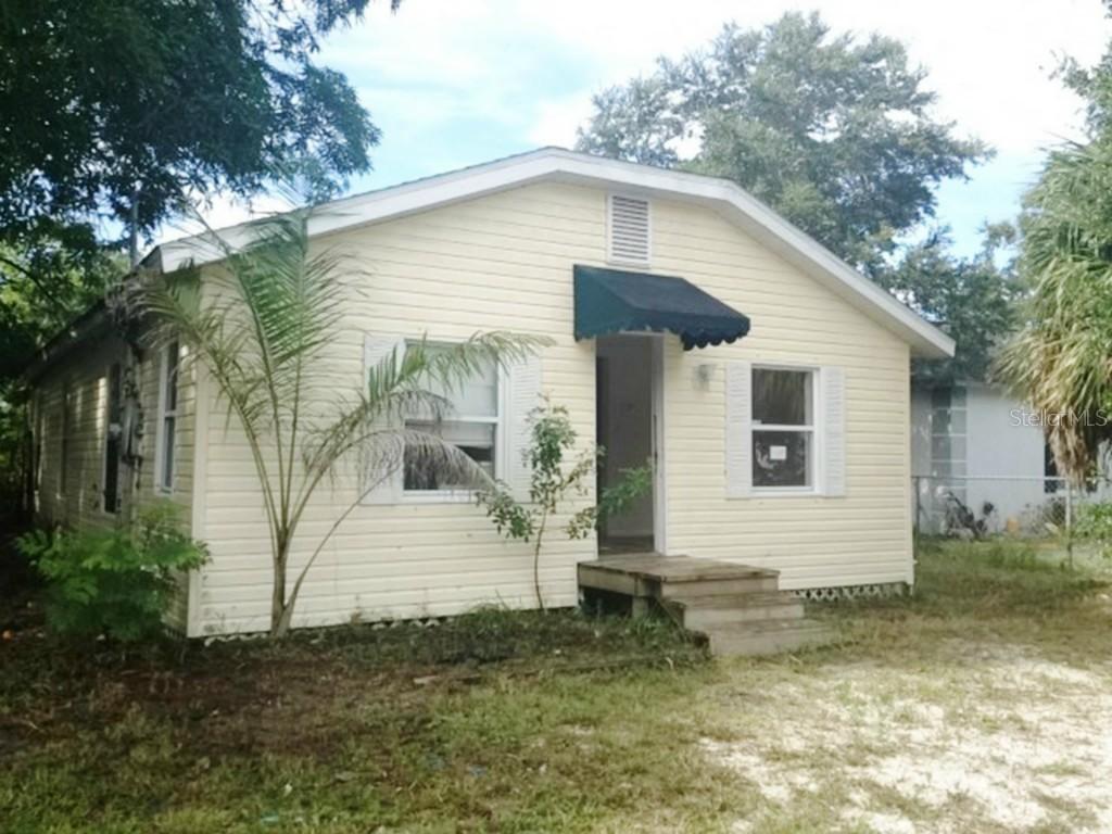 1528 7th Ave., Bradenton, FL 34208