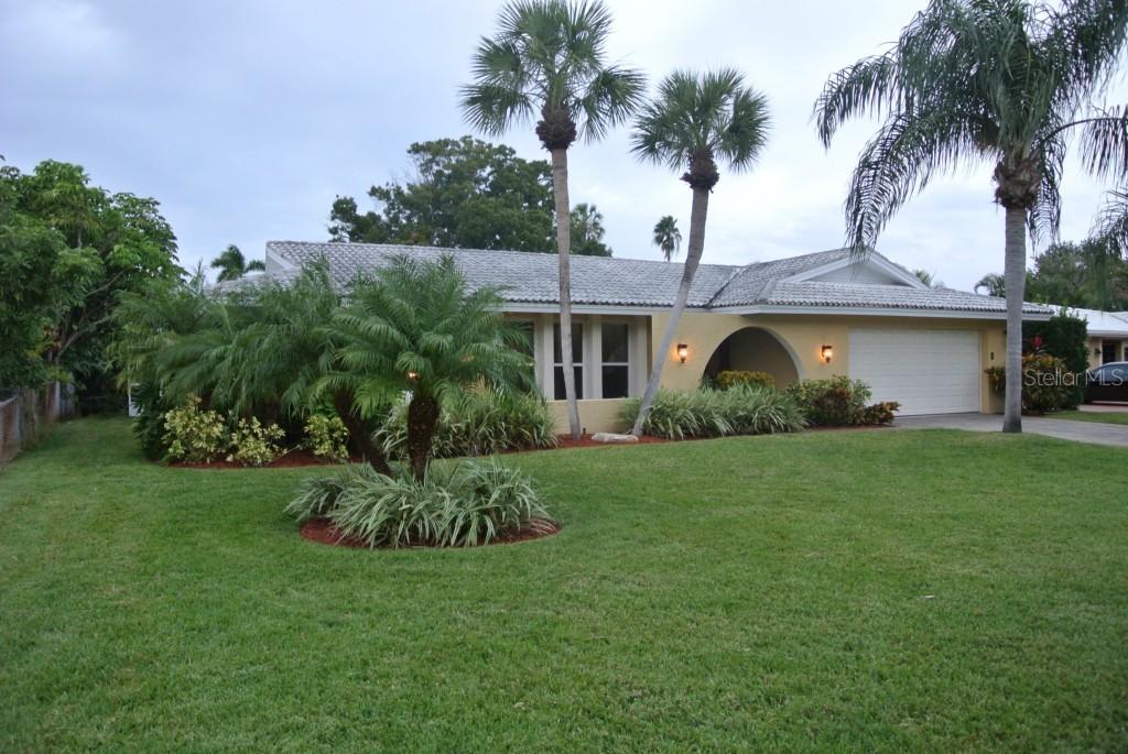 11555 Pine St., Seminole, FL 33772