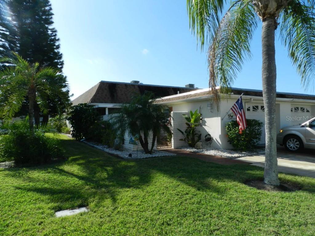 152 Boca Ciega Point Blvd. #1701, St Petersburg, FL 33708