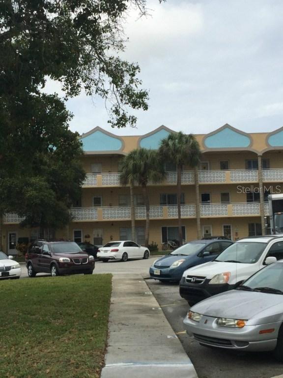 2466 Ecuadorian Way #70, Clearwater, FL 33763