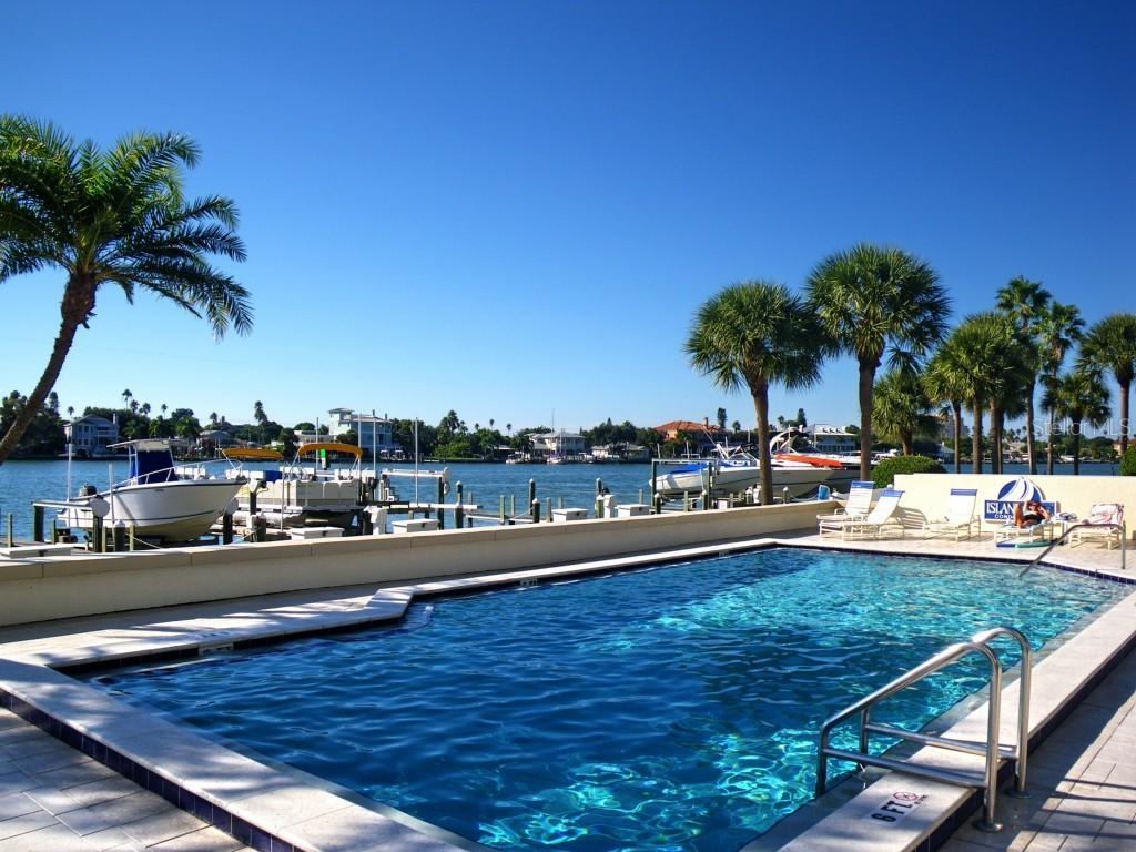 690 Island Way #606, Clearwater Beach, FL 33767