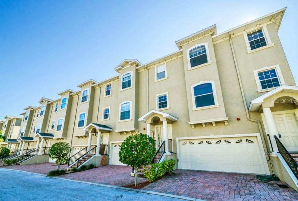 10090 Bayou Grande Ave., Seminole, FL 33772