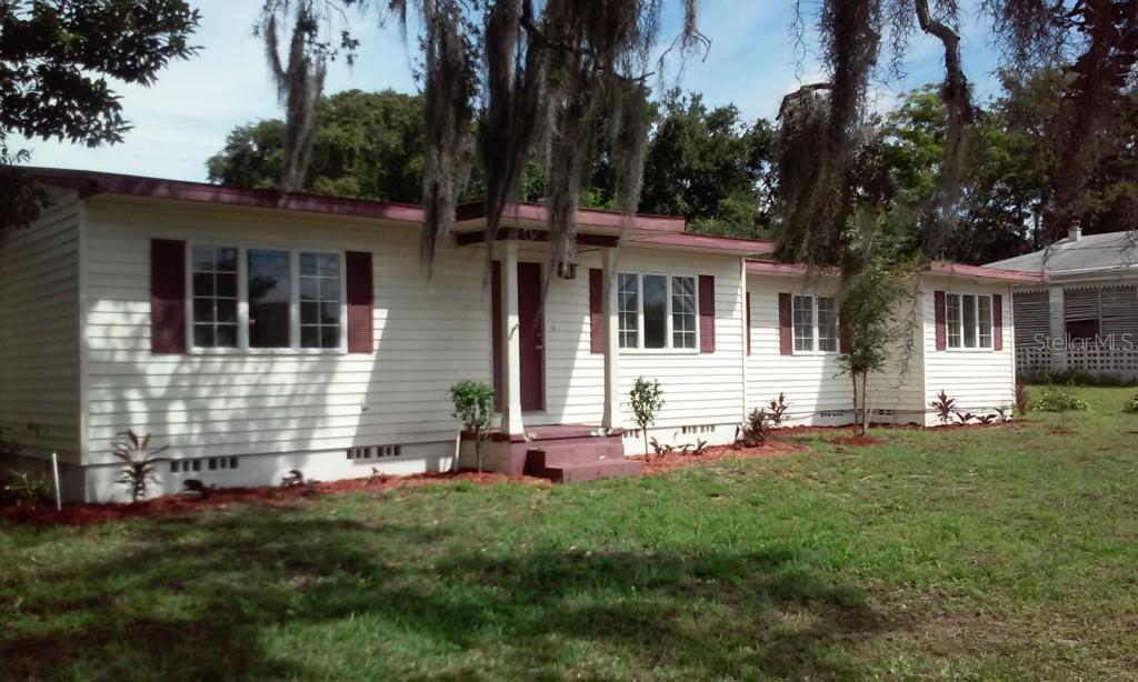 517 E Spruce St., Tarpon Springs, FL 34689