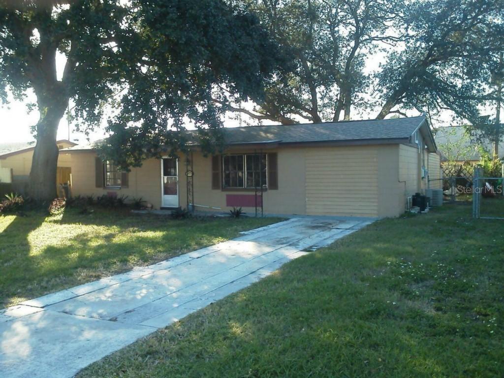 1833 Knollwood Dr., Holiday, FL 34690