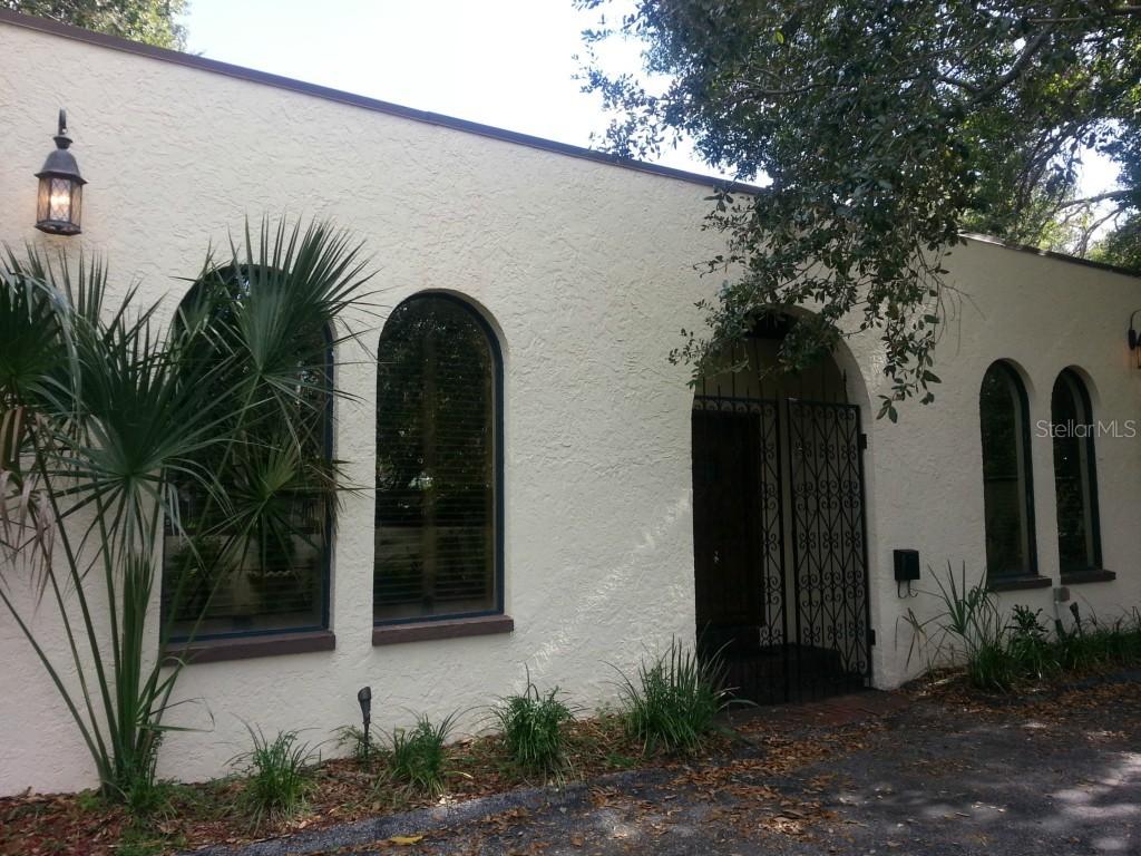 904 West Shore Blvd., Tampa, FL 33629