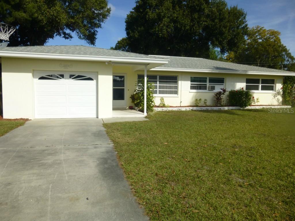 1454 Parkwood St., Clearwater, FL 33755
