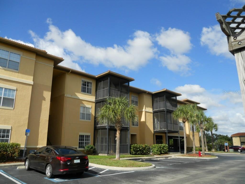 4323 Bayside Village Dr. #215, Tampa, FL 33615