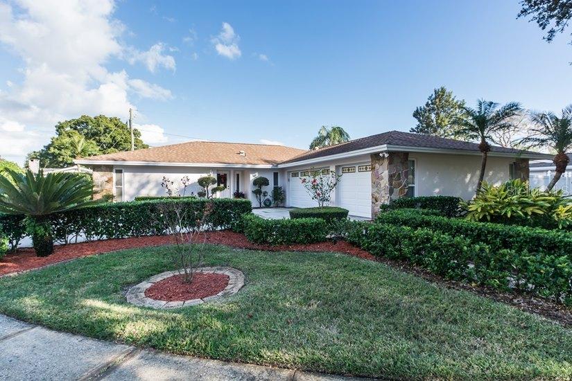 995 Corvette Dr., Largo, FL 33771