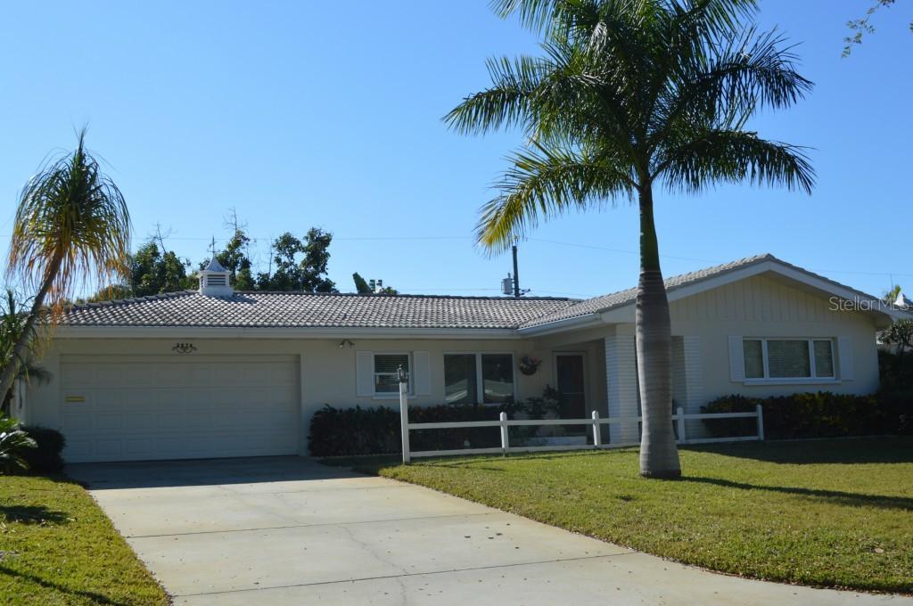 3674 Shady Bluff Dr., Largo, FL 33770